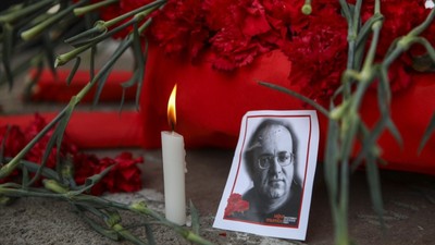 Uğur Mumcu ölümünün 31'inci yılında evinin önünde anıldı
