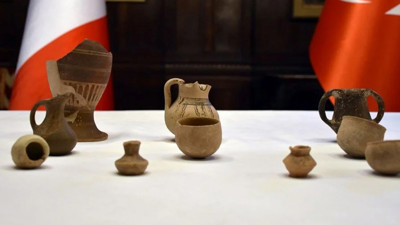 Türkiye'den İtalya'ya kaçırılan 10 tarihi eser yurda getiriliyor