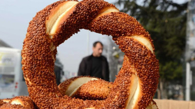 Ankara'da simit yarından itibaren 15 TL'ye satılacak