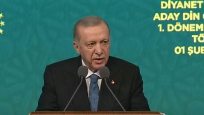 Cumhurbaşkanı Erdoğan 'Din Görevlileri Mezuniyet Töreni'nde açıklamalarda bulundu