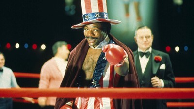 Rocky'de Apollo Creed rolüyle hafızalara kazınan Carl Weathers hayatını kaybetti