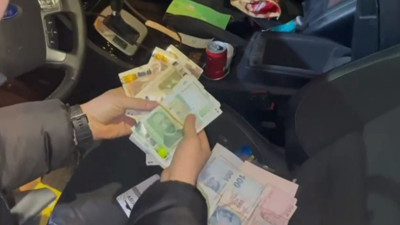 Son Dakika: İçişleri Bakanı Ali Yerlikaya 'Kafes-36' operasyonlarında 18 şüphelinin yakalandığını duyurdu
