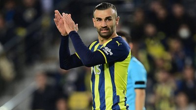 Serdar Dursun yeniden Fenerbahçe'de