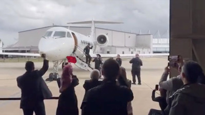 Son Dakika: İlk Türk astronot Alper Gezeravcı ailesiyle kavuştu