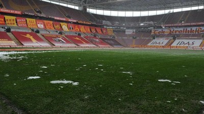 TFF, kulüpleri kötü zemin konusunda sertçe uyardı