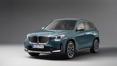 Tamamen Yenilenen Yeni BMW X2 sDrive20i ve BMW iX1 eDrive20