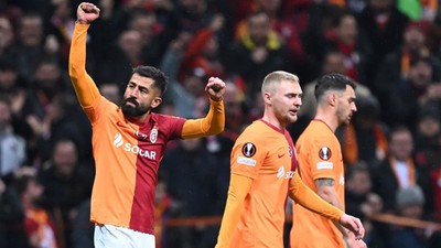 Galatasaray Sparta Prag'ı 3-2 yendi: Cimbom kaldığı yerden devam