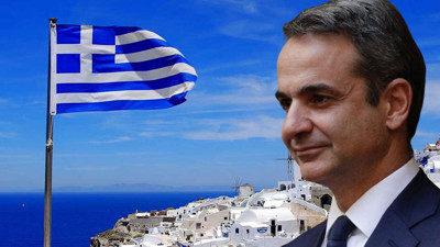 Miçotakis duyurdu: Yunanistan'da eşcinsel evlilik yasallaştı