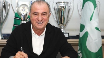 Panathinaikos Teknik Direktörü Fatih Terim, Yunan basını tarafından sert eleştirildi