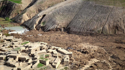 Afganistan'da heyelan sonucu 25 kişi öldü