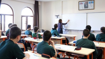Ortaokul ve liselerde yapılacak olan ortak sınav tarihleri belli oldu
