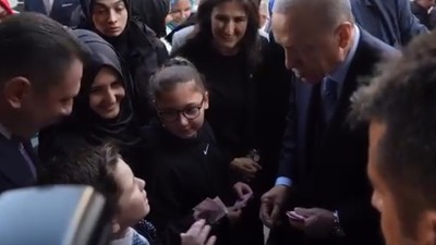 Cumhurbaşkanı Erdoğan ve Balıkesirli çocukların tatlı diyalogu