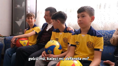 AK Parti Mamak Belediye Başkan adayından CHP'li adaya insanlık dersi: Iraklı çocukları evinde ziyaret etti