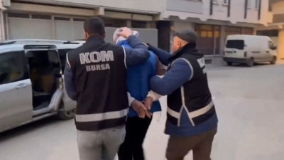 Son Dakika: Bursa'da gerçekleştirilen 'Kafes-46' operasyonlarında 3 ayrı suç örgütü çökertildi