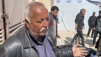Filistinli baba ölen evlatlarının cenazesini köpeklere yem olmasın diye topladı