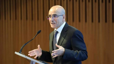 Hazine ve Maliye Bakanı Şimşek yıllık iyileşmeye dikkat çekti