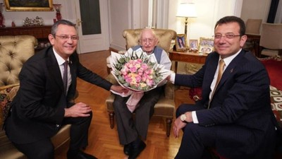 Özgür Özel ve Ekrem İmamoğlu'ndan Hüsamettin Cindoruk'a ziyaret