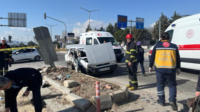 Kütahya'da trafik kazası! Çok sayıda ölü ve yaralı var
