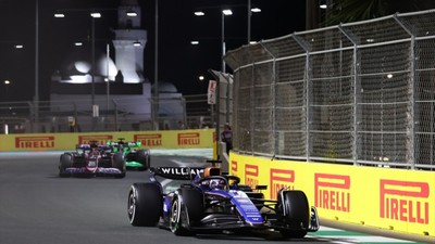 F1'de Suudi Arabistan Grand Prix'sini Max Verstappen kazandı