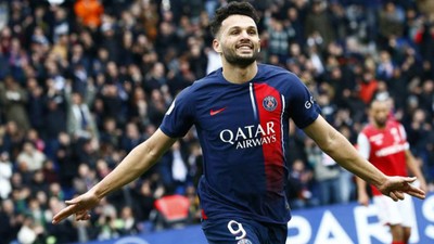 4 gollü maçta PSG ile Reims berabere kaldı