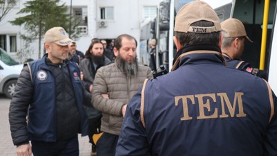 Eylem hazırlığındayken yakalanan 33 DEAŞ şüphelisi adliyeye sevk edildi
