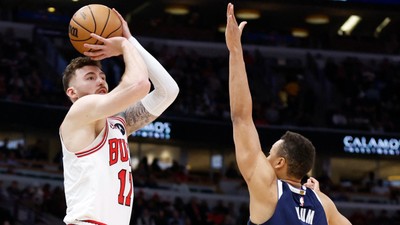 Onuralp Bitim NBA'de kariyer rekorunu kırdı