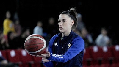 WNBA'deki ikinci Türk Sevgi Uzun ABD'ye şampiyon gitmek istiyor