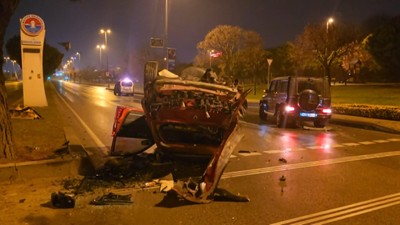 Alkollü sürücü kaza yaptı! Araçta Demokrat Parti İstanbul il başkanı Ekrem Eray Arda da vardı