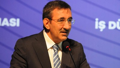 Cevdet Yılmaz'dan enflasyon açıklaması: 2026'da tek haneye ulaşacağız