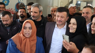 Hamza Dağ’dan Özgür Özel’e: Seçim yaklaştıkça CHP’nin en kısa süreli genel başkanı olma korkusu var