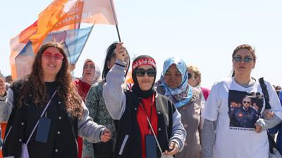 Seçime bir hafta kala AK Parti'den dev gövde gösterisi! Yüz binler "Yeniden Büyük İstanbul Mitingi" için alanda