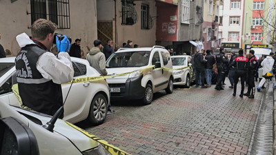 Bahçelievler'de bir şahıs annesini ve kız kardeşini öldürüp intihar etti