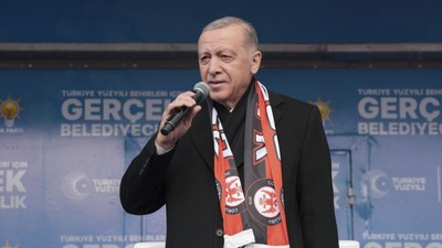 Son Dakika: Cumhurbaşkanı Erdoğan Çorum'da konuştu! "Dümen kıran cambazlar..."