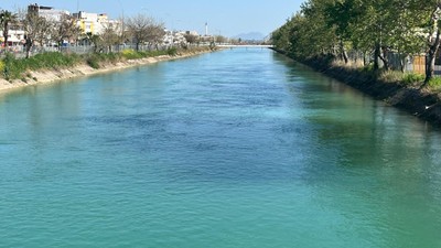 Adana'da sulama kanalına giren 2 çocuk akıntıya kapıldı