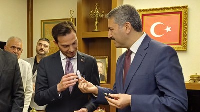 Tokat Belediye Başkanı Yazıcıoğlu mazbatasını aldı