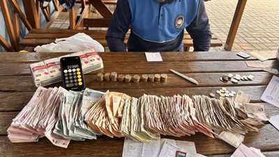 Dilenci kadının üzerinden bir asgari ücretten fazla para çıktı