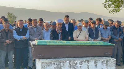 Antalya'da yaşanan teleferik kazasında hayatını kaybeden vatandaş, toprağa verildi
