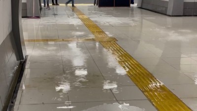 İstanbul'da Yenibosna Metro İstasyonu'nu su bastı