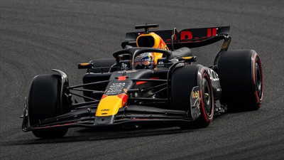 Çin'de Max Verstappen kazandı