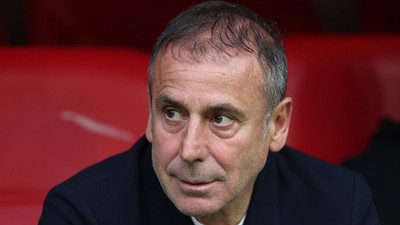 Trabzonspor Teknik Direktörü Abdullah Avcı'dan TFF'ye fikstür eleştirisi