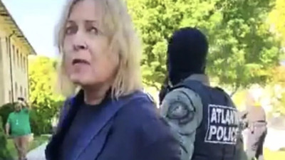 Soykırıma destek veren ABD skandala doymuyor! Gazze'ye destek gösterilerine katılan profesörlere ters kelepçe