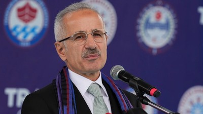 Bakan Uraloğlu: Trabzon hafif raylı sistem projesini hayata geçiriyoruz