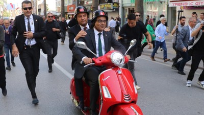 CHP lideri Özgür Özel'den Denizlili başkana kırmızı motosiklet! Birlikte tur attılar
