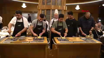 Rize'de turistler mıhlama yapma yarışına katıldı