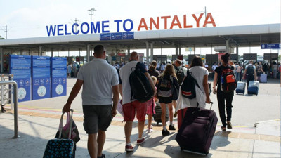 Antalya ezber bozmadı! Sezon rekorla açıldı