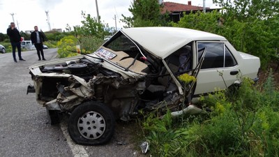 Kütahya Hisarcık'ta meydana gelen trafik kazasında 2 kişi yaralandı