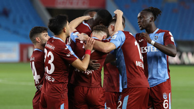 Trabzonspor, İstanbulspor'u üç golle geçti