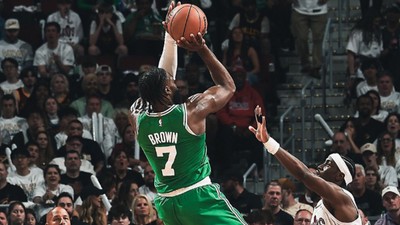 Boston Celtics Cleveland Cavaliers'ı yenerek finale göz kırptı