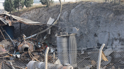 Kahramanmaraş'ta boya fabrikasında patlama