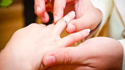 Rüyada Eski Nişanlıyı Görmek Ne Anlama Gelir? Neye Delalet Eder?